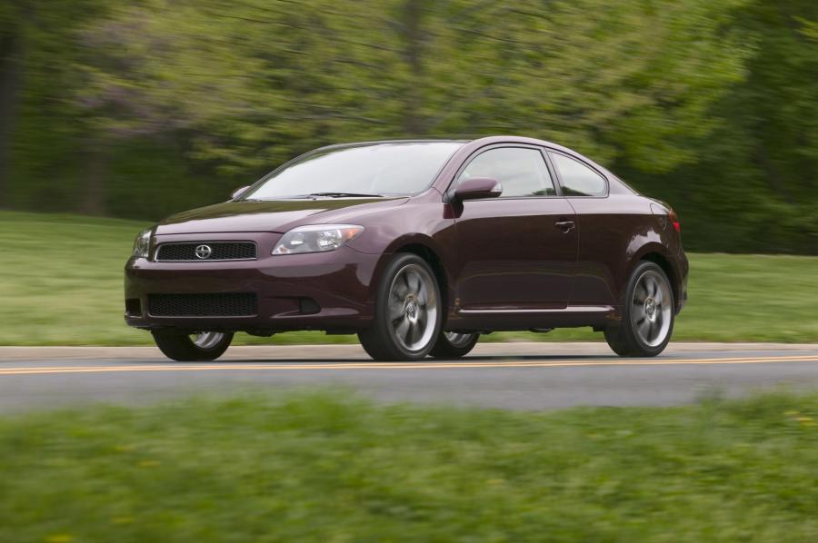  Scion tC 2005 года  (фото 16 из 130)